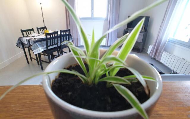 Au 36, Les Apparts Hotel Joigny