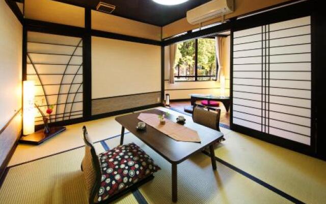 Saninyumura Onsen Kinokairori Kotobukiso