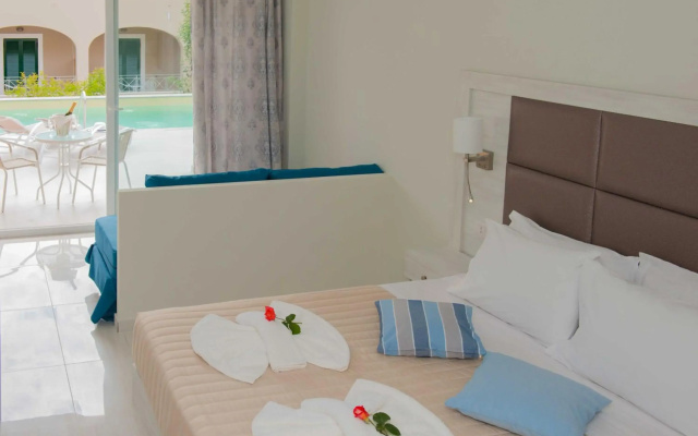 Amour Holiday Resort