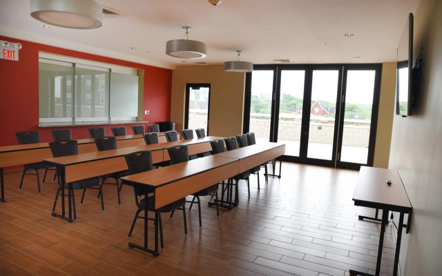 TownePlace Suites Lawrence Downtown