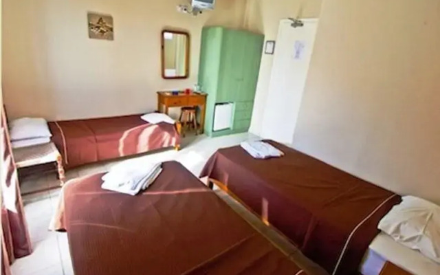 Acropolis Hotel