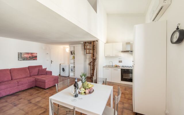 San Frediano 17 by Mmega