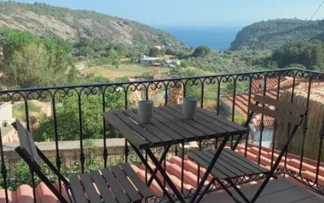 Arıklı Han Kazdağarı