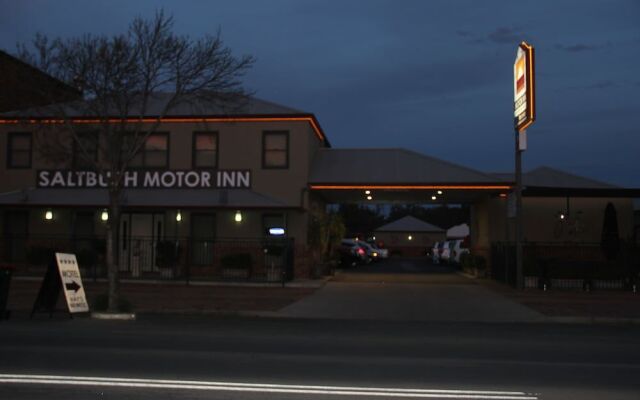 Saltbush Motor Inn