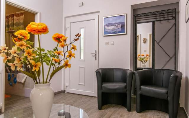 Apartments Beba - Peaceful Location