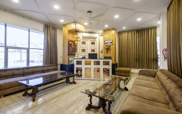 Itsy Hotels Sehdev Residency, Near Golden Temple