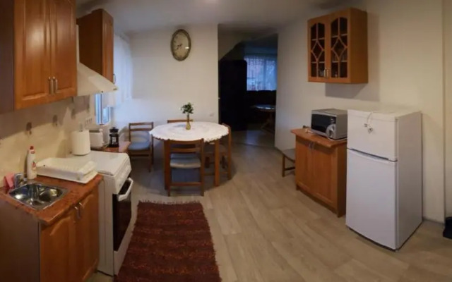 Summer Apartment