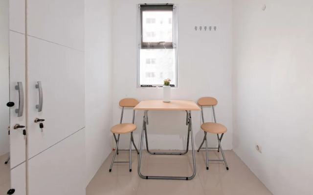 Simple Studio Apartment At Urbantown Serpong