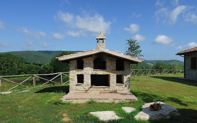 Family Retreat in Umbria Hills