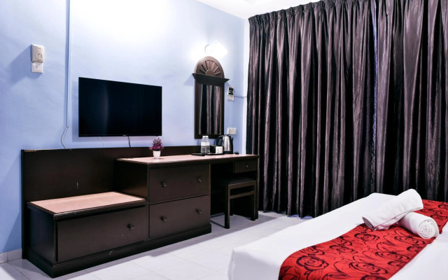 Leisure Cove Hotel & Apartments