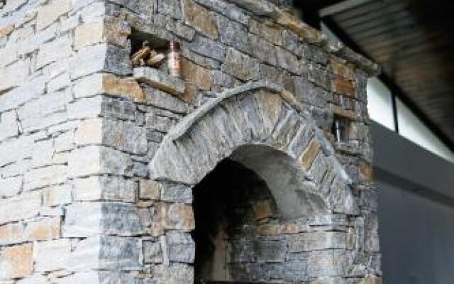 Einstein House & Spa