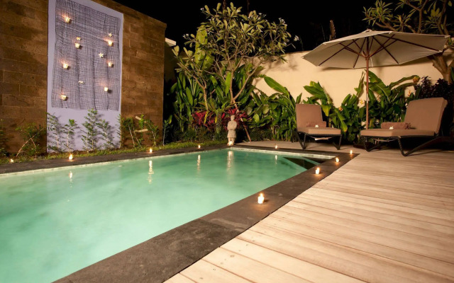 Elok Villas