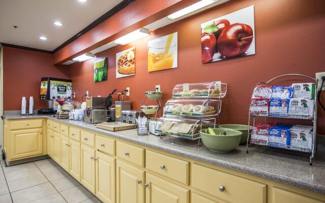 Holiday Inn Spartanburg Northwest by IHG