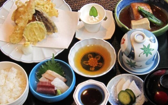 Hotel Fukushima Green Palace