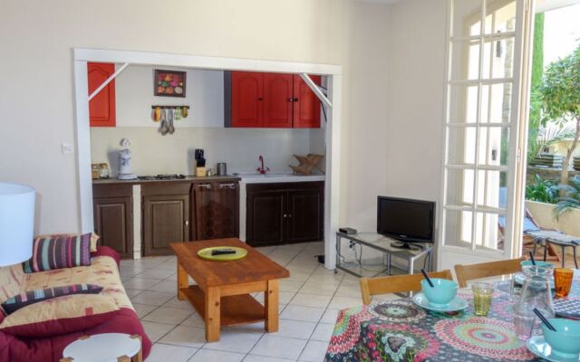 Hameau la Madrague 16536