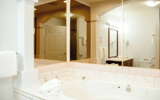 Western Budget Motel Plus Mosaic Suites