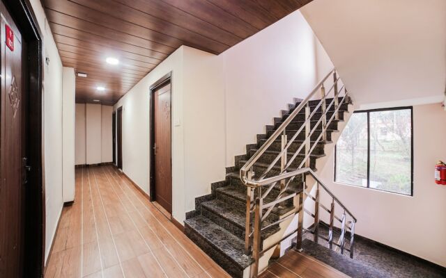 OYO 23682 City Lodge