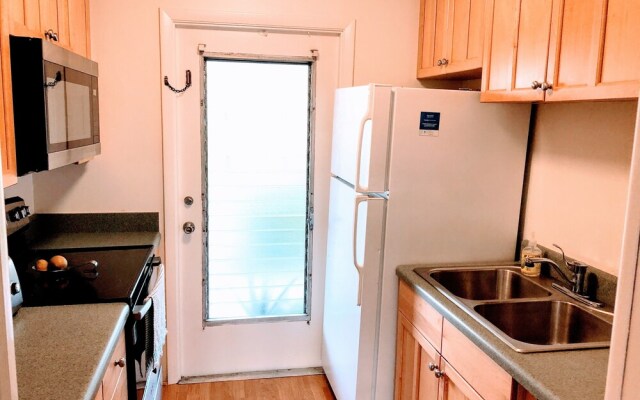 Olde Naples Condo #817