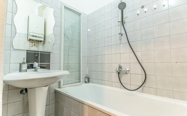 Cozy Longstay Room in a Central Location