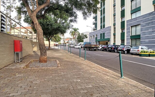 Elena Apartment by Atlantic Holiday