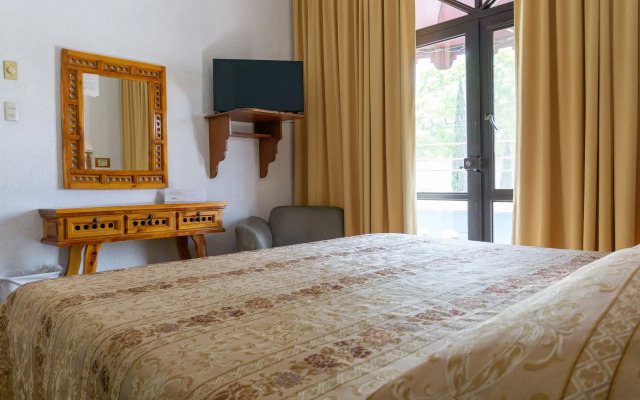 Hotel Colonial