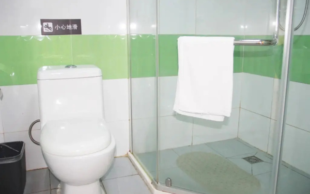 7 Days Inn Shenzhen Luohu World Trade Center Branch