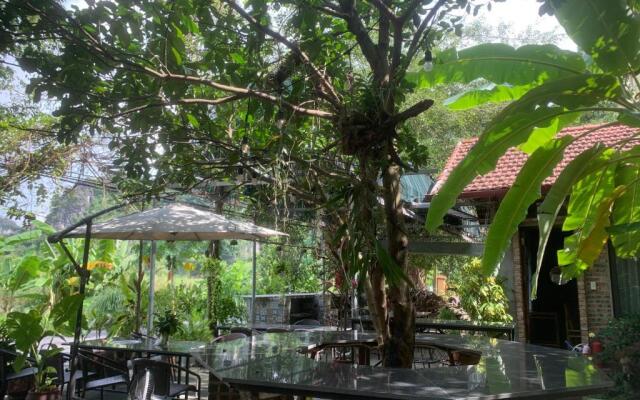 Anh Tuan Tam Coc Old Space Bungalow