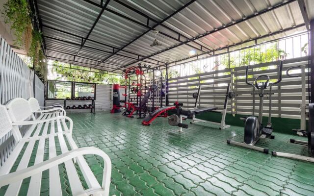 OYO 1123 The One Health Care and Apartment