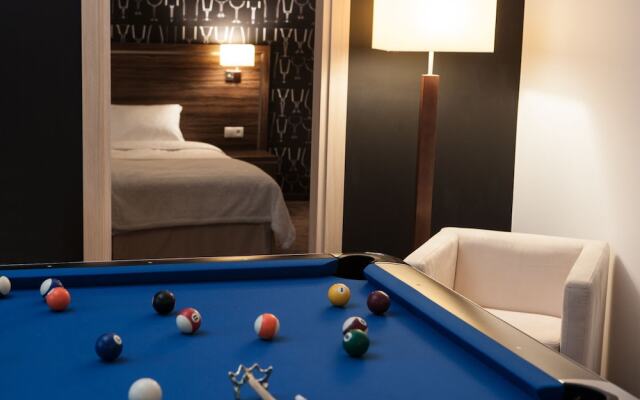 Grape Town Hotel