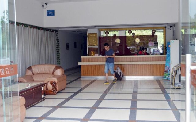 Wanzhong Fortune Chain Hotel