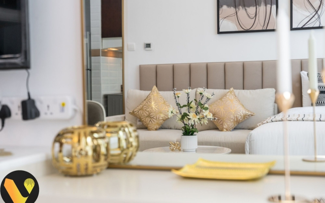 Vogue Elegance Court Tower Studio