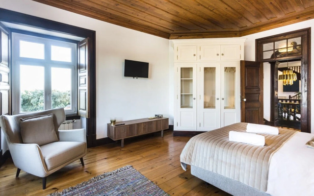 Seafront Manor by Cadenzalux