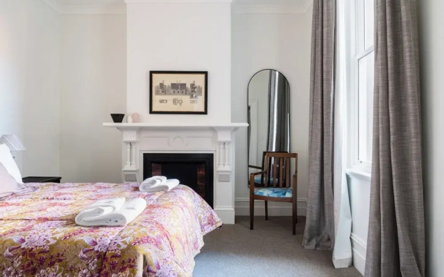 Luxury Apartment on Stuart Street