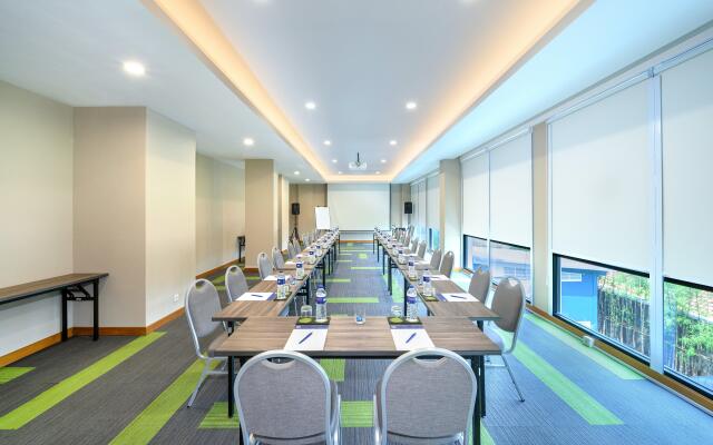 Holiday Inn Express Jakarta Matraman by IHG