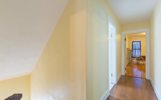 Airy Apartments by Starlight Suites