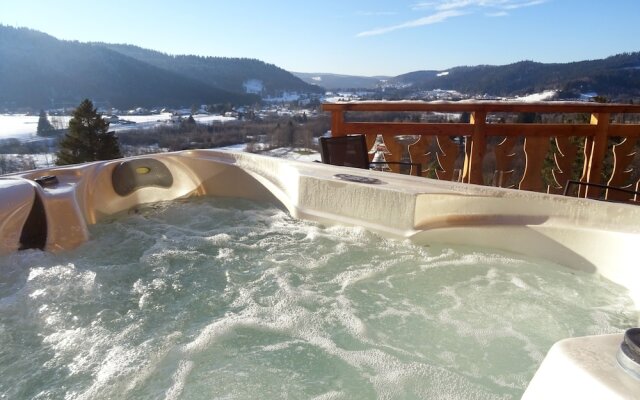 Gîte Panoramique et Spa de Liézey