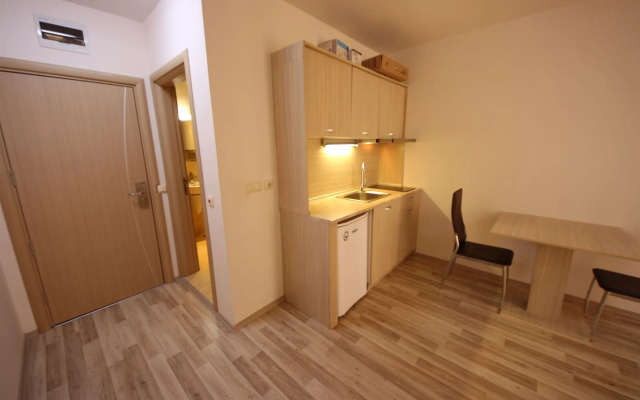 Menada Tarsis Apartments