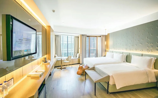 YOHO Treasure Island Hotel