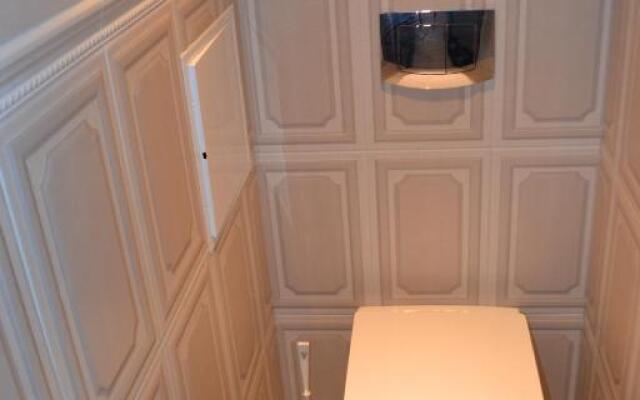 Golden Suite Apartment