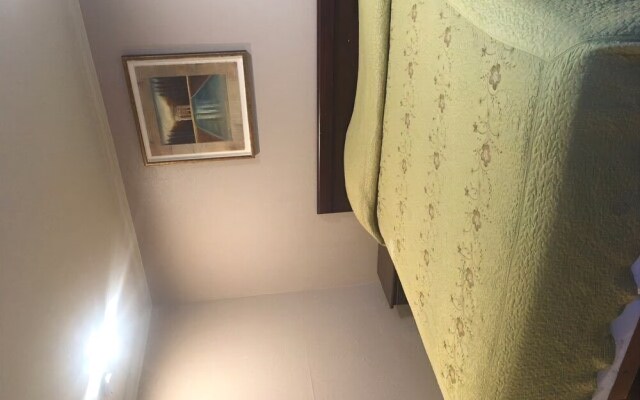 Royal Palace Inn