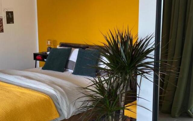 Las Filipinas, Apartment Lemoni