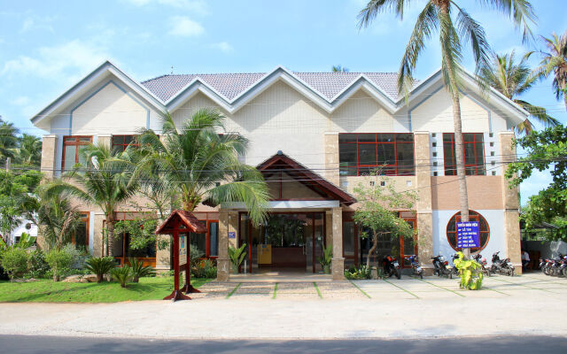 Coral Sea Resort