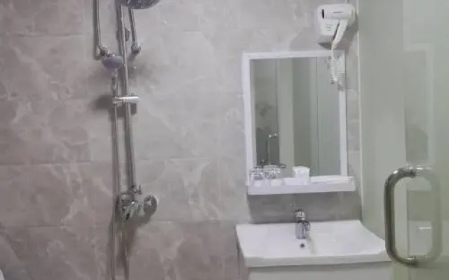 An'nan Express Hotel