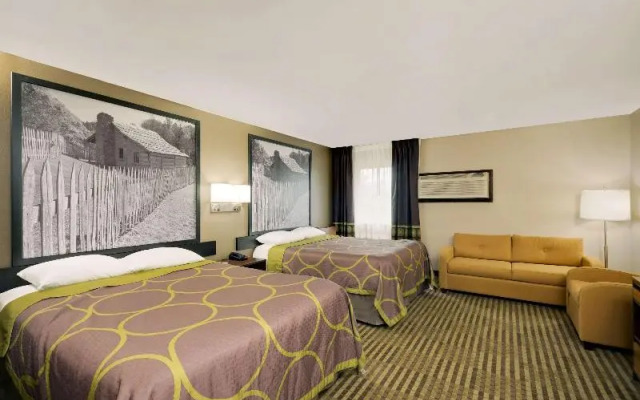 Super 8 By Wyndham Lexington Winchester Rd