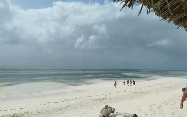 Malaika Beach Villas