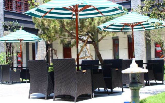 Yi Guang Nian Hotel (Penglai Pavilion Bathing Beach Branch)