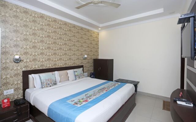 Oyo 9369 Raj Paradise