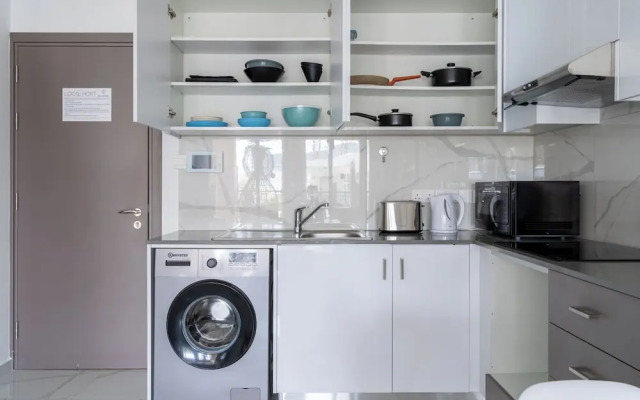 Infinity 1-Bedroom Apartment in Larnaca