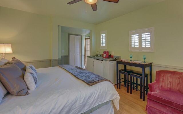 Carlisle Garden Suites