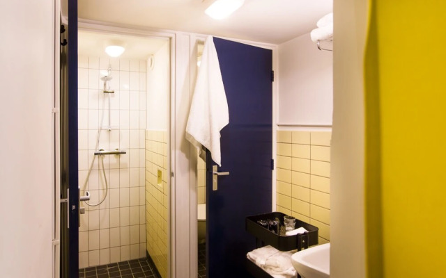 SWEETS - Gerben Wagenaarbrug